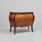 1154 3710 CHEST OF DRAWERS